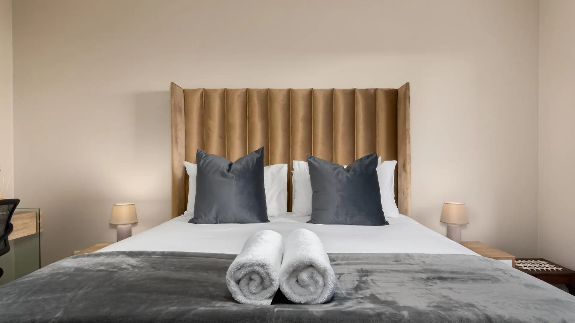 Knightsbridge W404 Apartment Cape Town