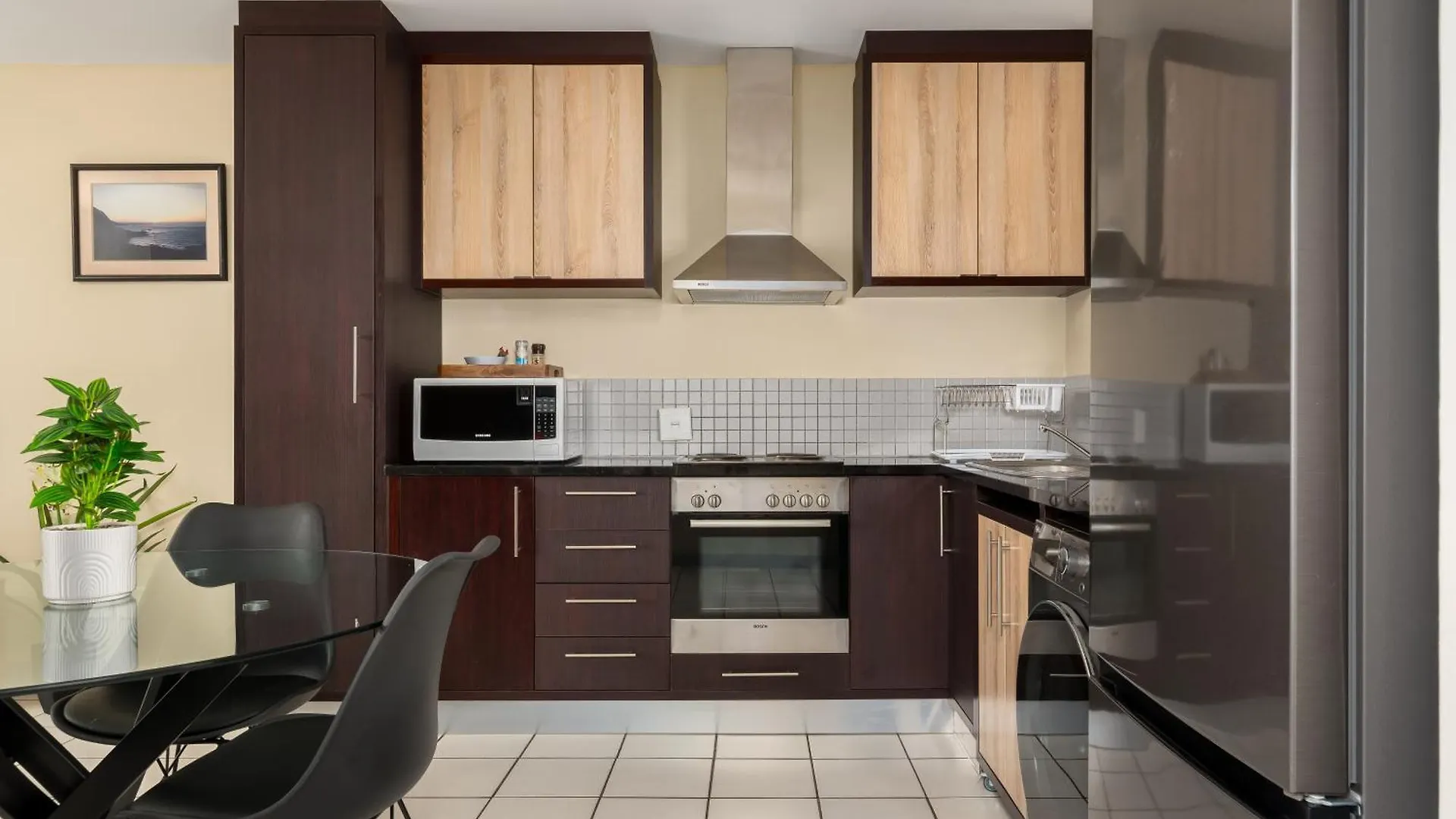 Knightsbridge W404 Apartment Cape Town