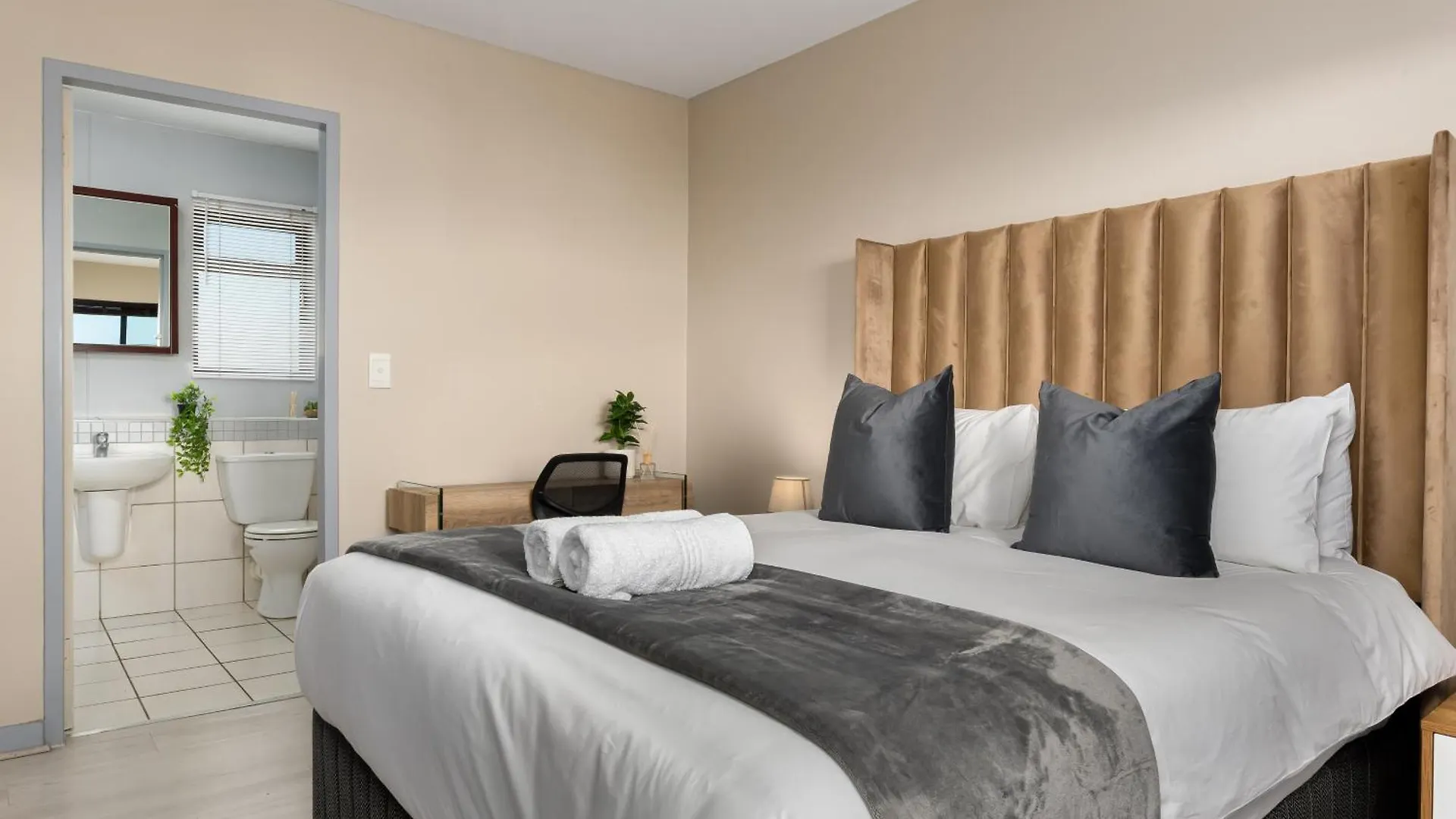 Knightsbridge W404 Apartment Cape Town South Africa